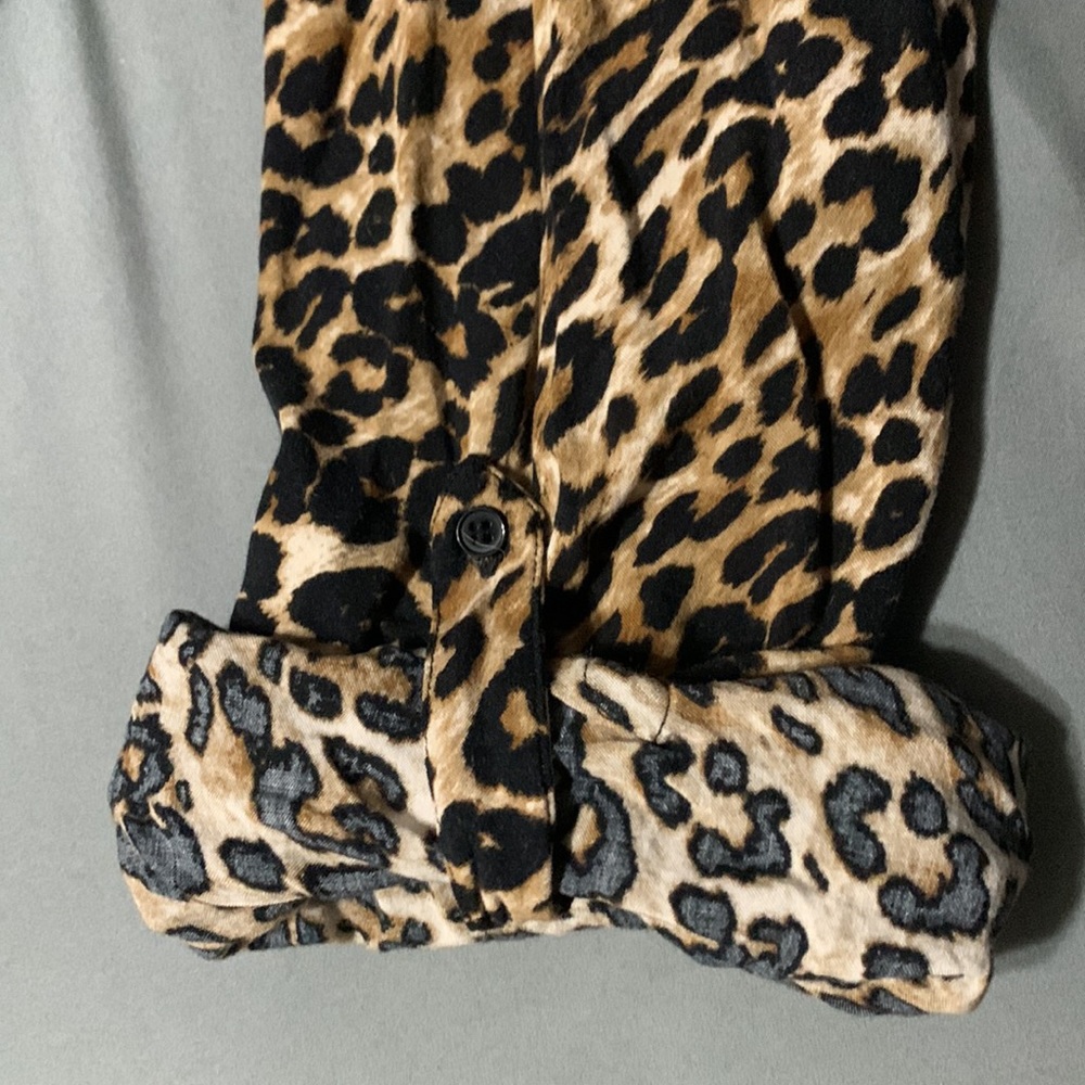 Leopard top - Picture 2 of 3